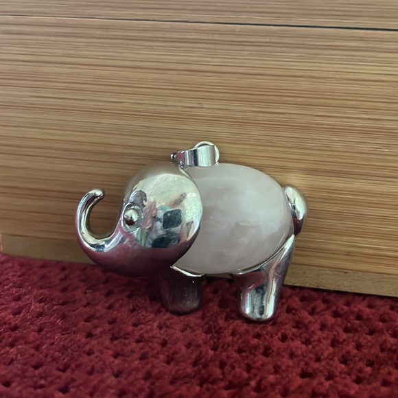 Rose quarts Elephant Pendant Handmade NWOT - Picture 4 of 6